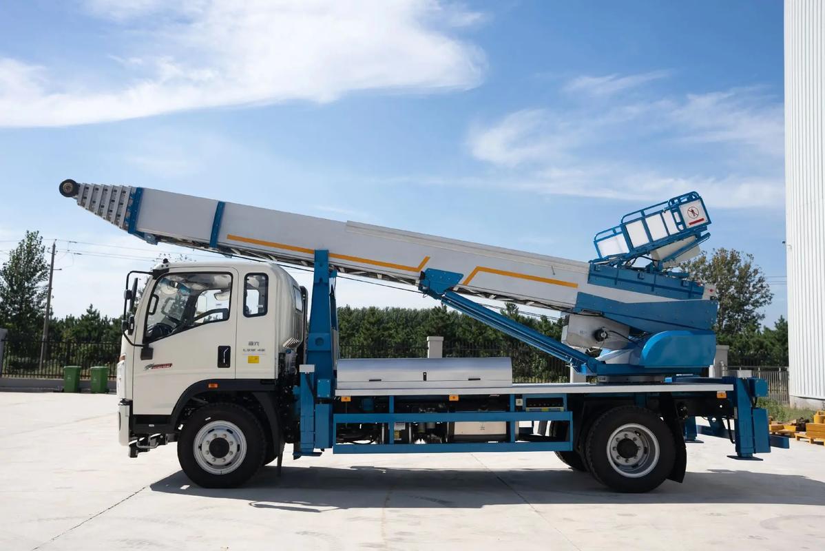 豆河镇云梯上料车租赁费用