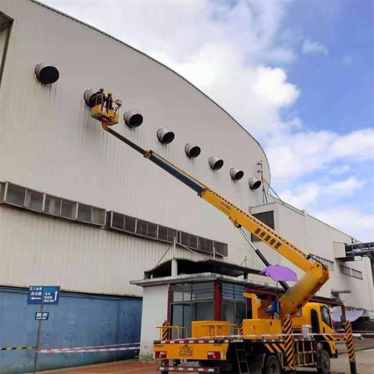 豆河镇高空作业车出租服务：专业广告牌安装解决方案